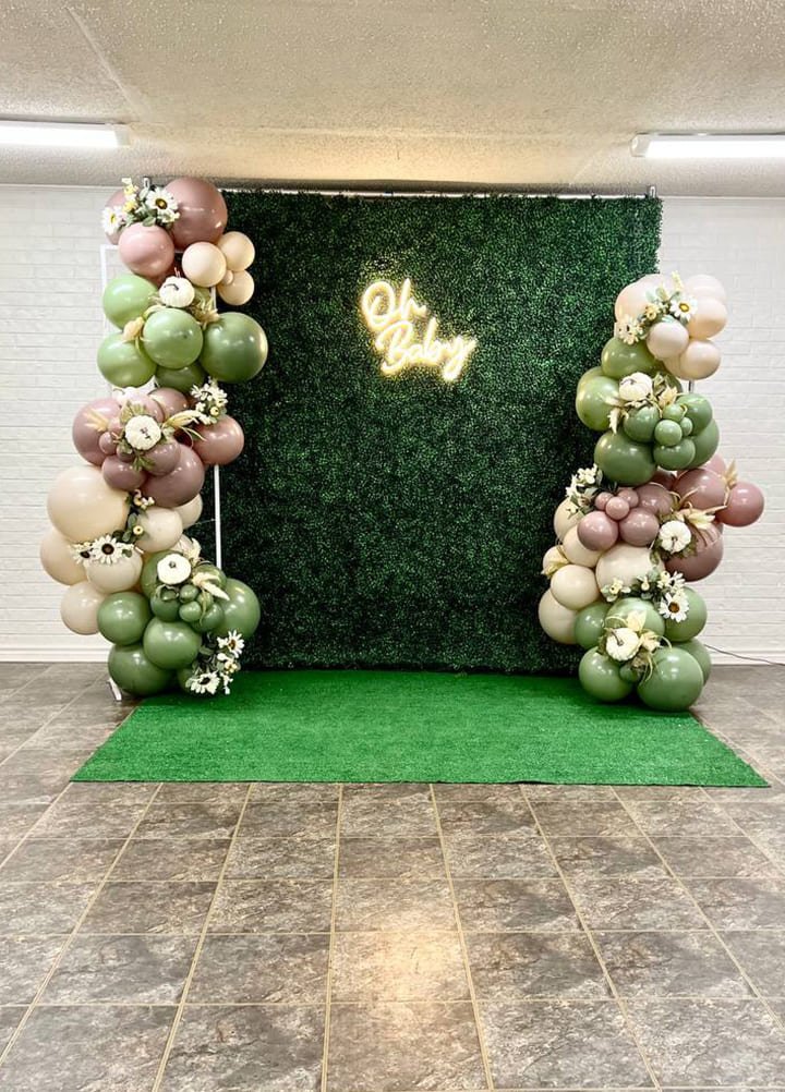 Decoration green and rose